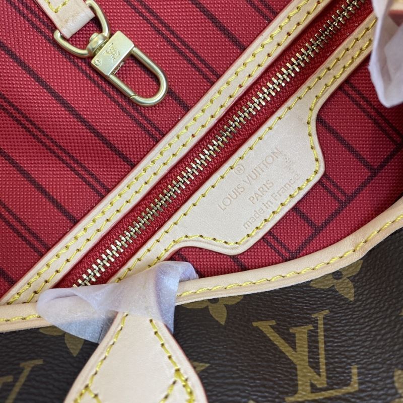 Louis Vuitton Shopping Bags